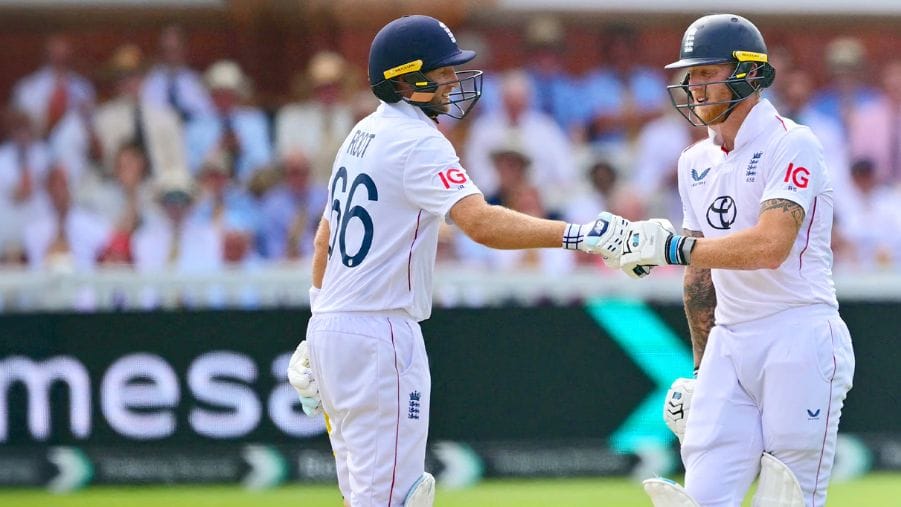 Joe Root and Ben Stokes had a productive partnership against India in England's 1st innings of the 4th test at Manchester